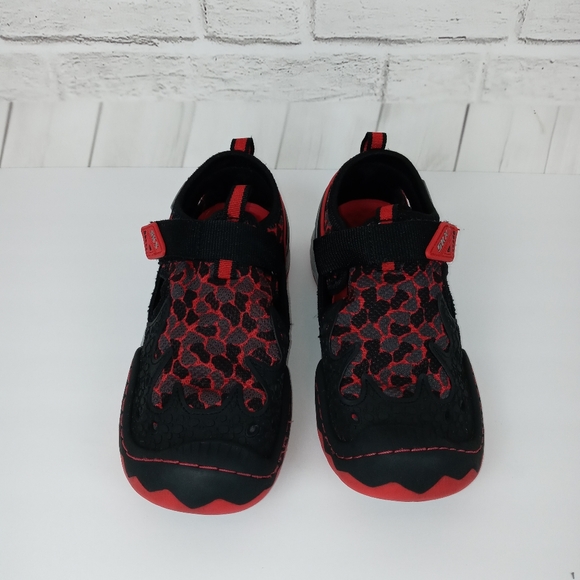skechers toddler water shoes